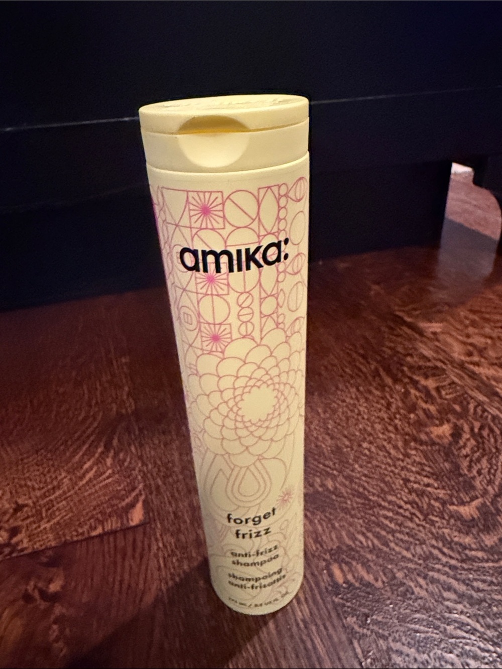 amika Forget Frizz Anti-Frizz Shampoo